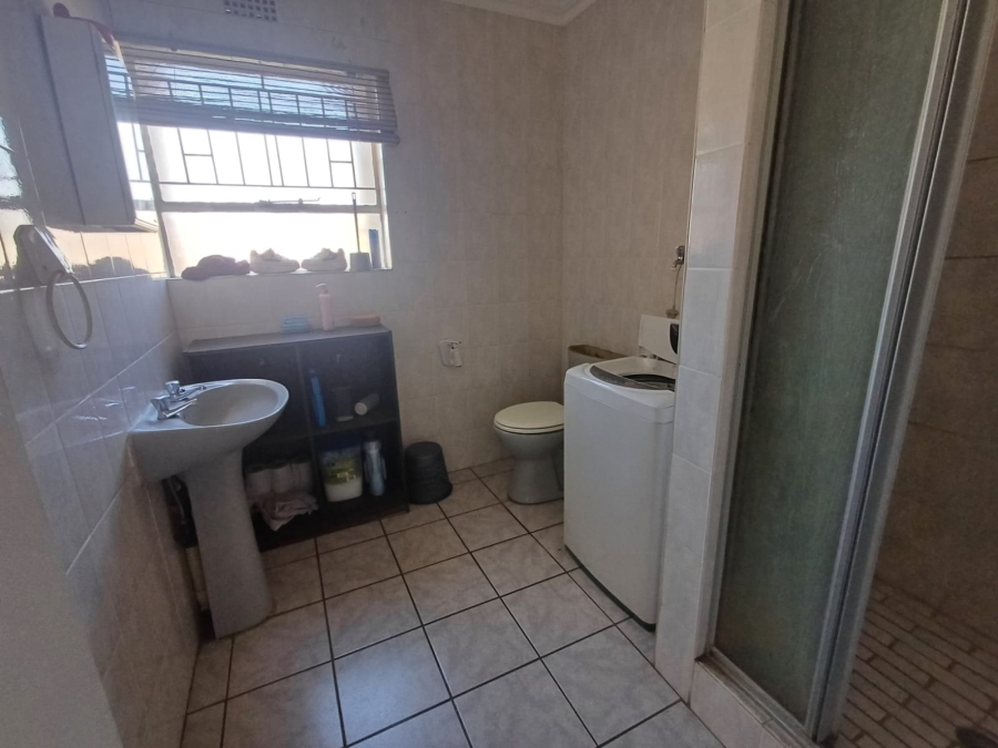 2 Bedroom Property for Sale in Edge On the Vaal Free State